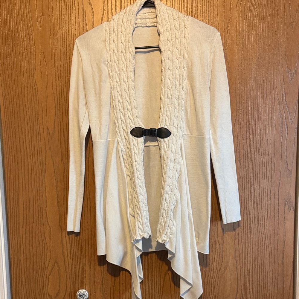 Elegant Cream Cable Knit Cardigan